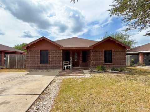 Homes For Sale - 1909 Salinas Street<br/> Mission, TX 78572