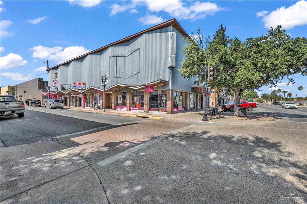 120 S Broadway Street