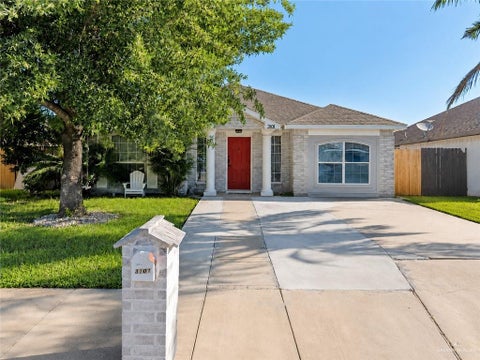 Homes For Sale - 3101 E Camelia Avenue<br/> Hidalgo, TX 78557