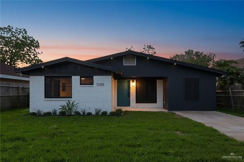 Photo of 1205 N 27th Street, McAllen, TX 78501 (MLS # 503014)