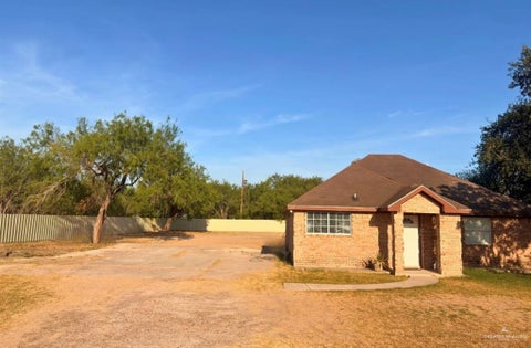 Photo of 6100 N Bentsen Palm Drive, Palmview, TX 78574 (MLS # 514340)