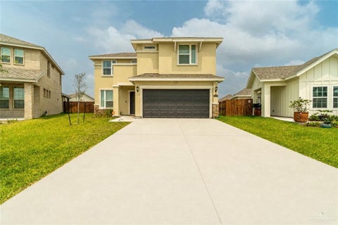Homes For Sale - 8410 N 34th Lane<br/> Hidalgo County, McAllen, TX 78504