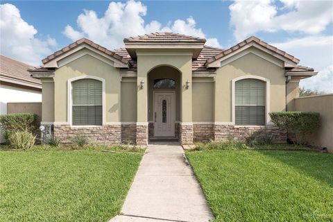 Photo of 632 E Thornhill Avenue, McAllen, TX 78503 (MLS # 497663)