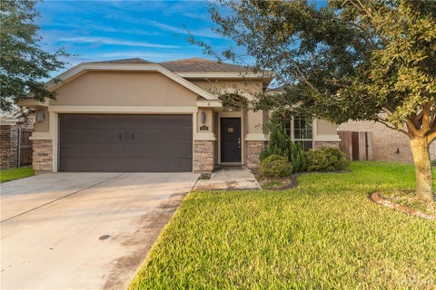Homes For Sale - 5112 Escondido Pass<br/> McAllen, TX 78504