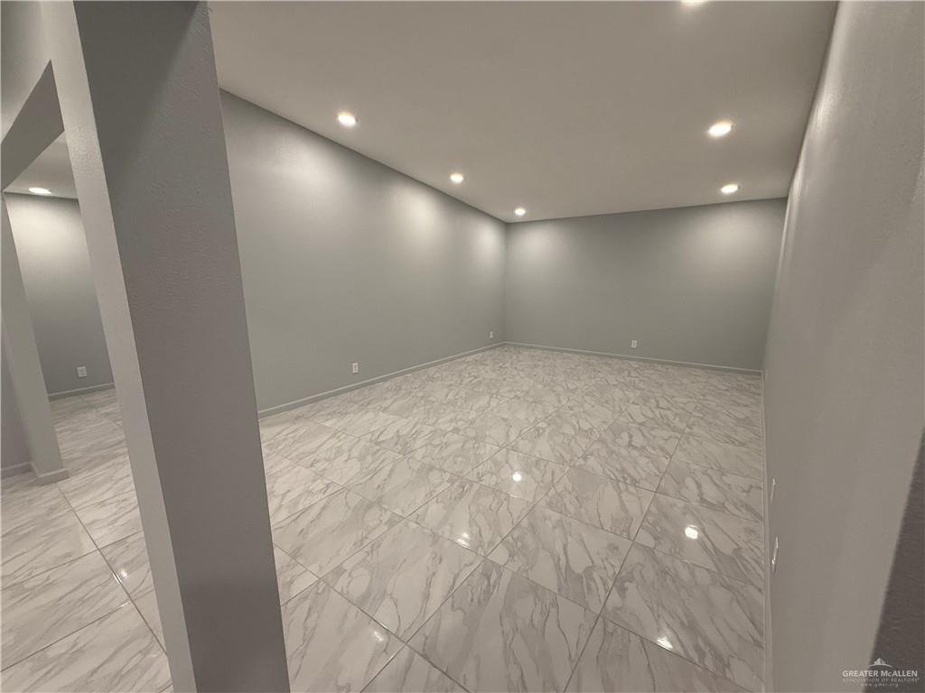 2833 W Iris Avenue, McAllen, Texas image 19