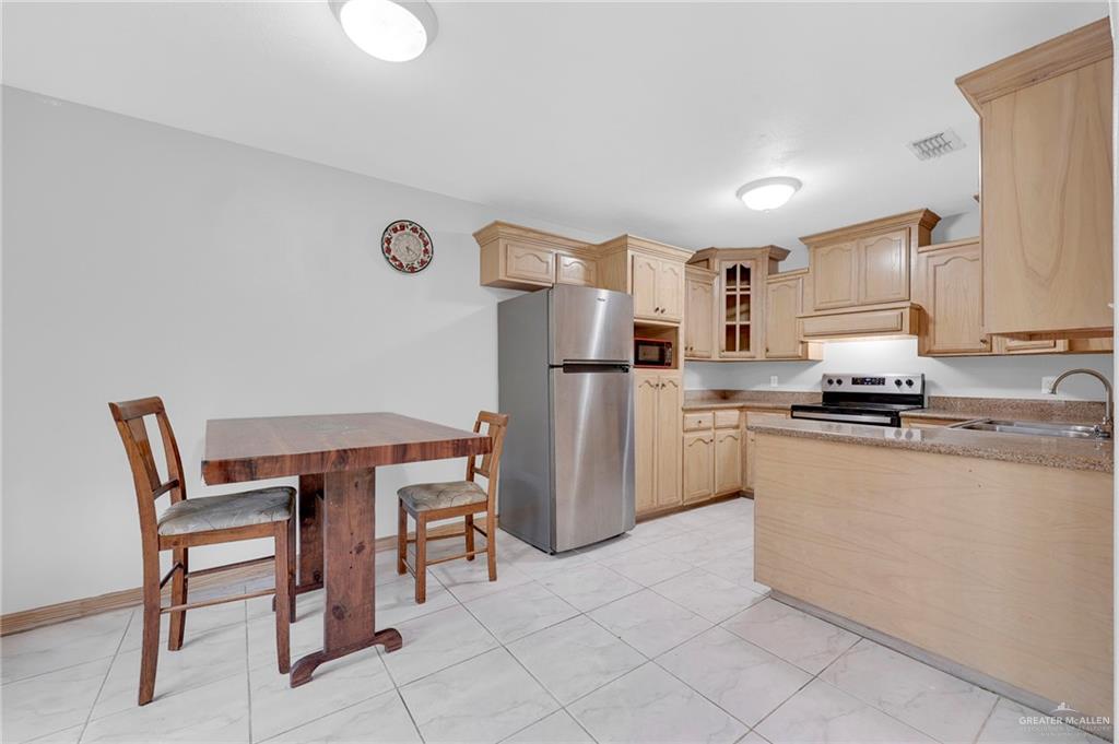 5301 Ingle Road, Edinburg, Texas image 3