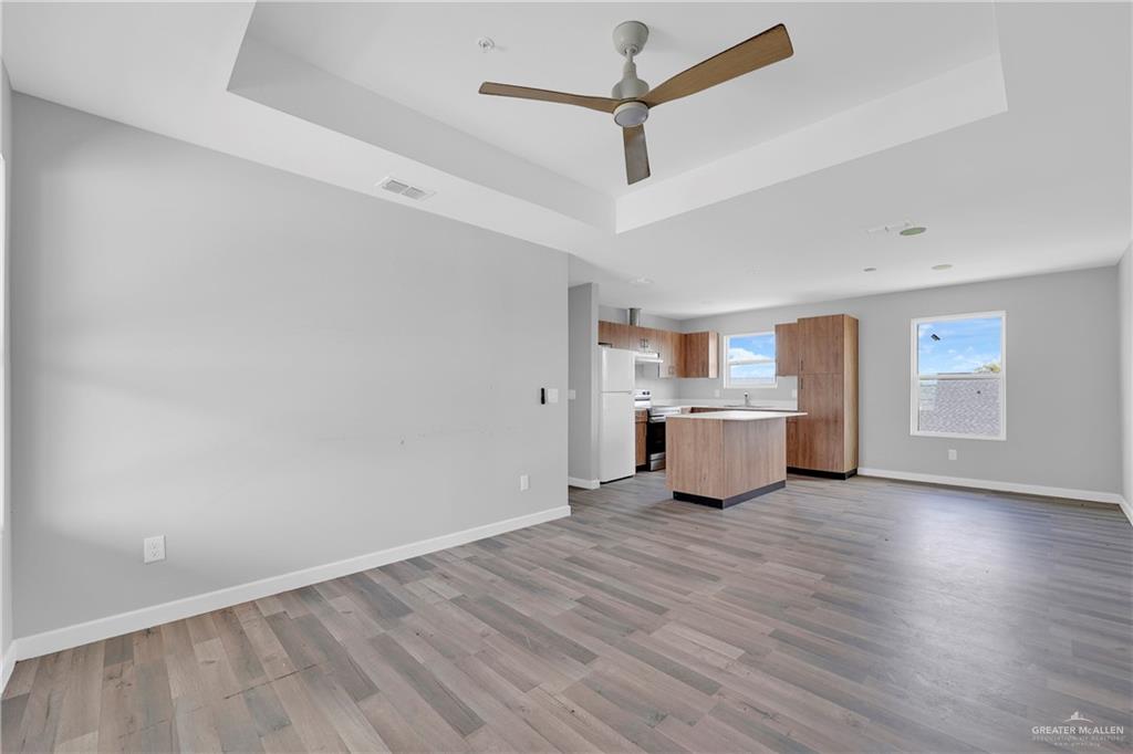 1503 W St Francis Avenue