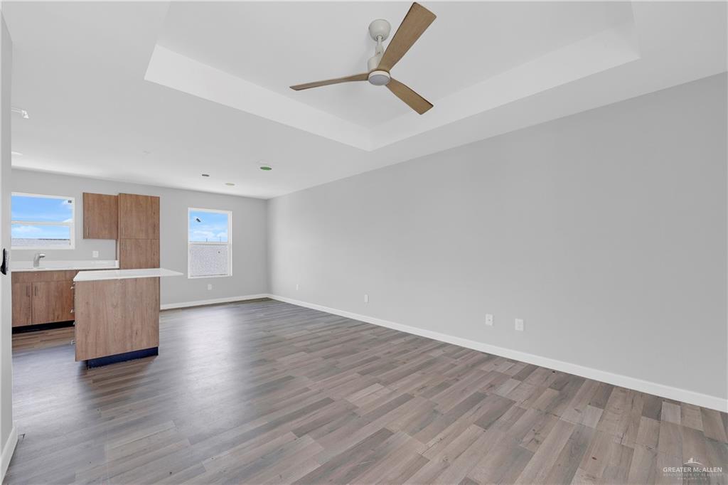 1503 W St Francis Avenue