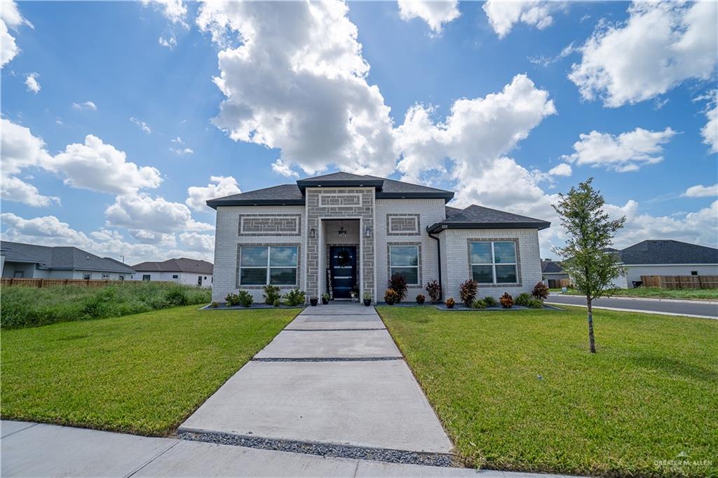 5217 N 42nd Street, McAllen, Texas image 2