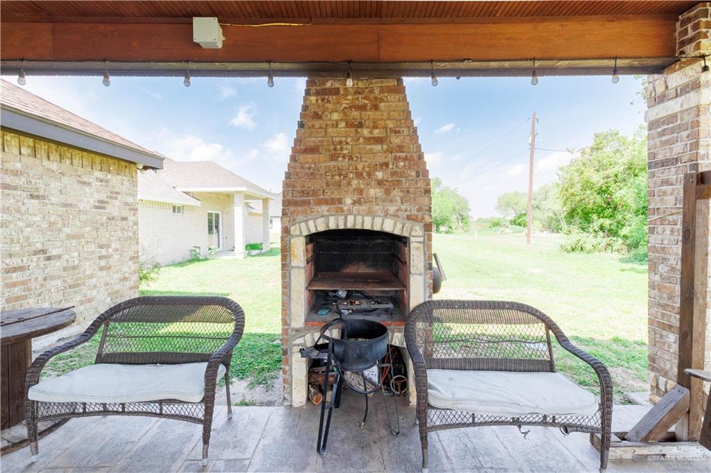 817 Diego Drive, Mercedes, Texas image 18