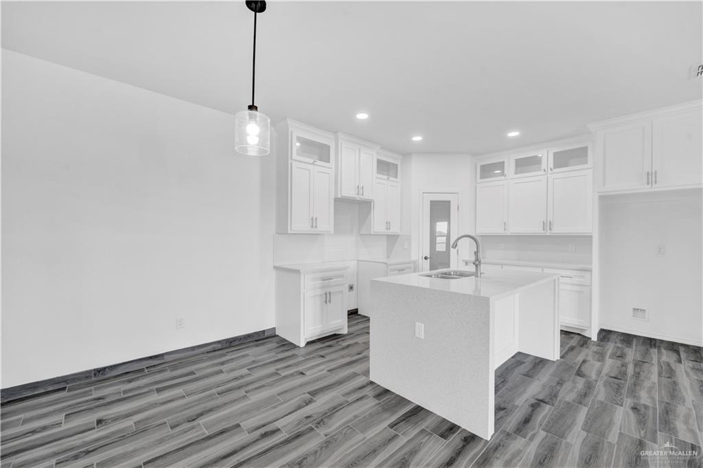 2501 Linva Avenue, McAllen, Texas image 8