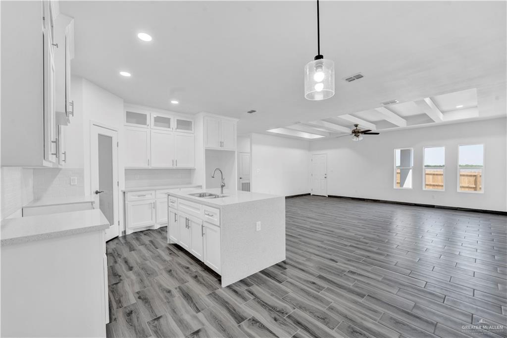 2501 Linva Avenue, McAllen, Texas image 9