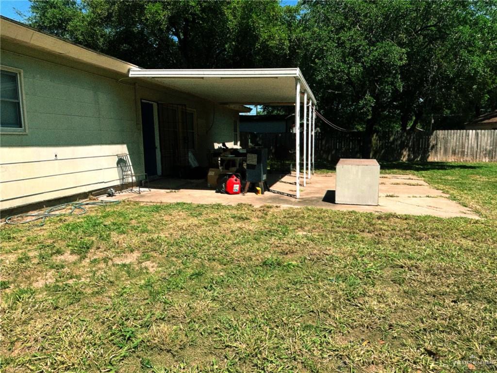 805 W Bennett Street, Falfurrias, Texas image 2