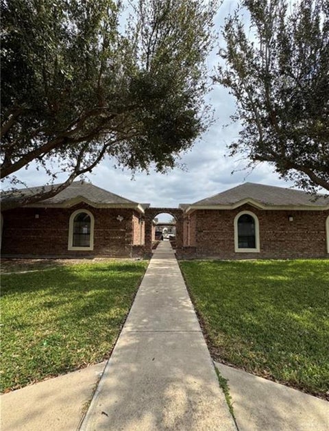 Multifamily For Sale - 2020 N Aruba Drive<br/> Edinburg, TX 78541