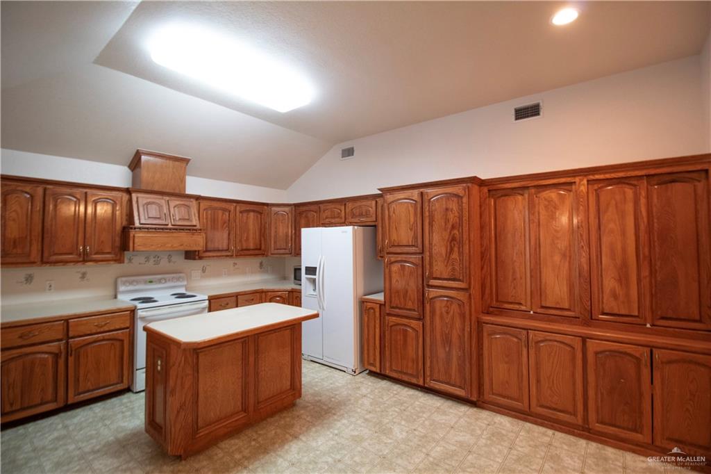 1717 Edward Drive, Edinburg, Texas image 6