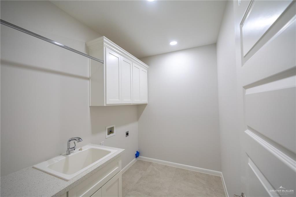 1306 E Danielle Avenue, Pharr, Texas image 20