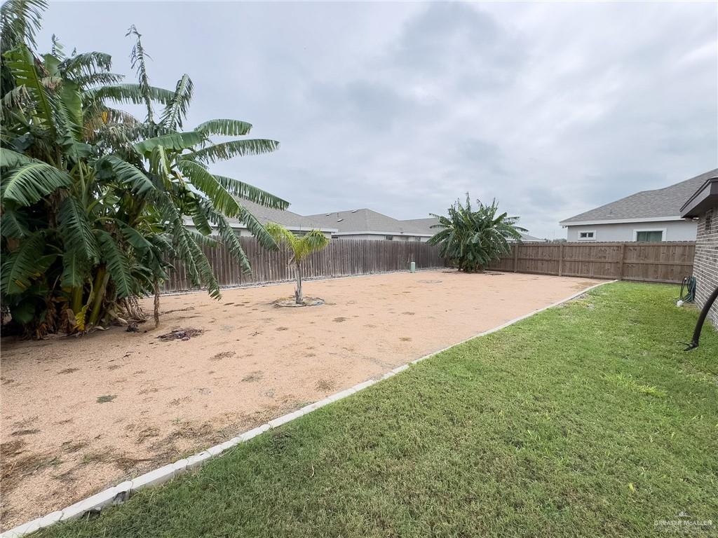 1419 Frente Al Mar Drive, Weslaco, Texas image 20