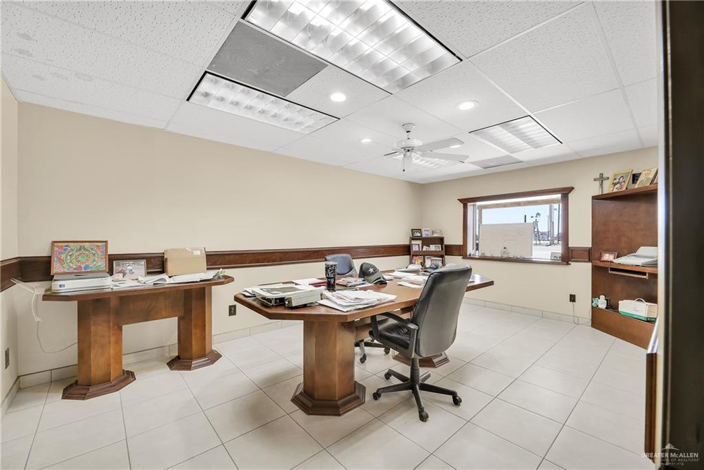 1926 W US Highway 83