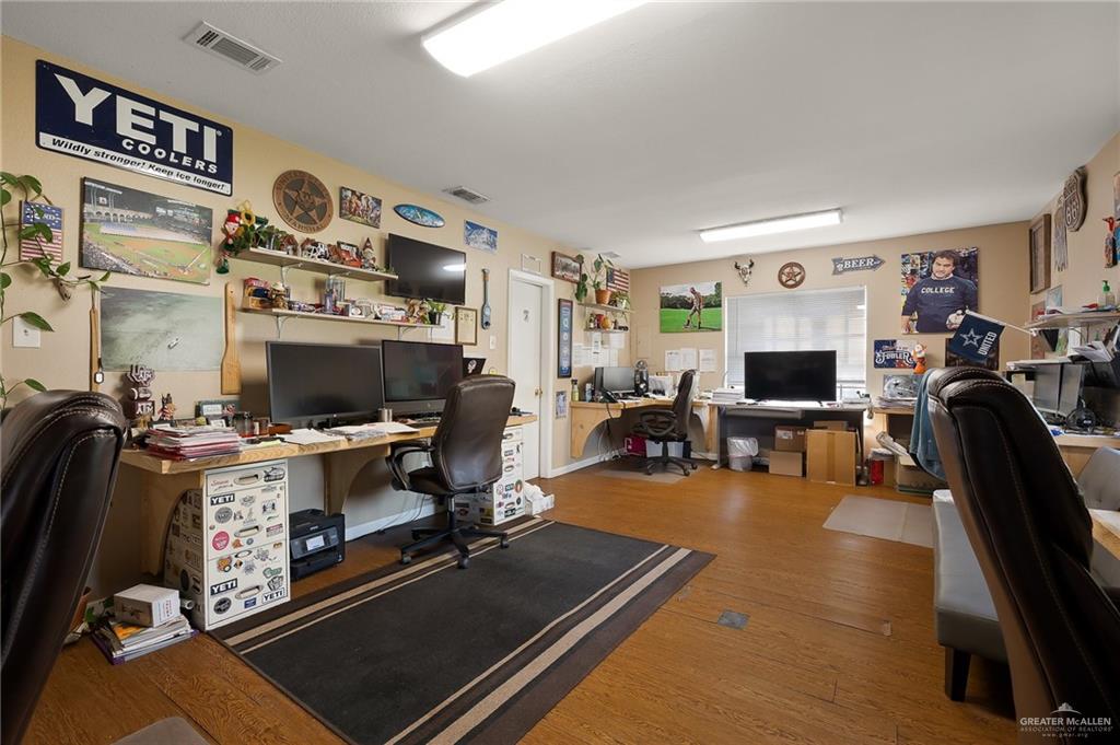 3721 N Veterans Boulevard, Pharr, Texas image 11