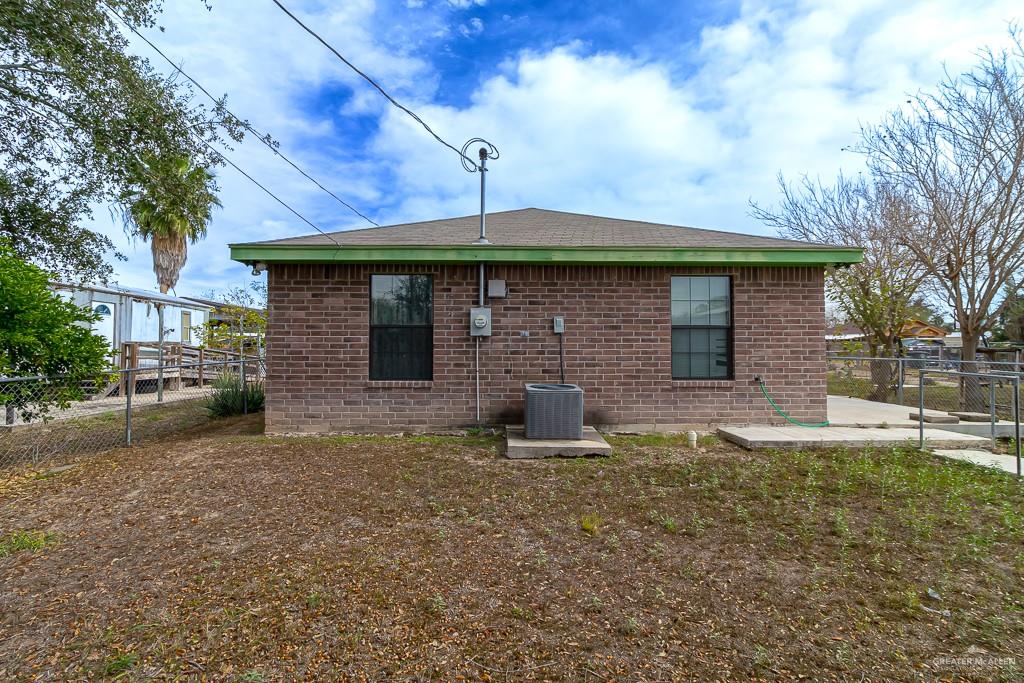 1405 W Ray Circle, Mission, Texas image 11