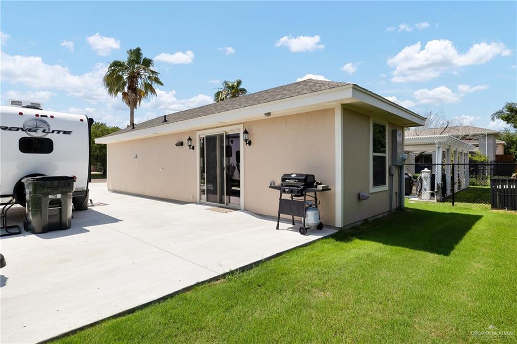 2203 Kingfisher Lane, Mission, Texas image 11