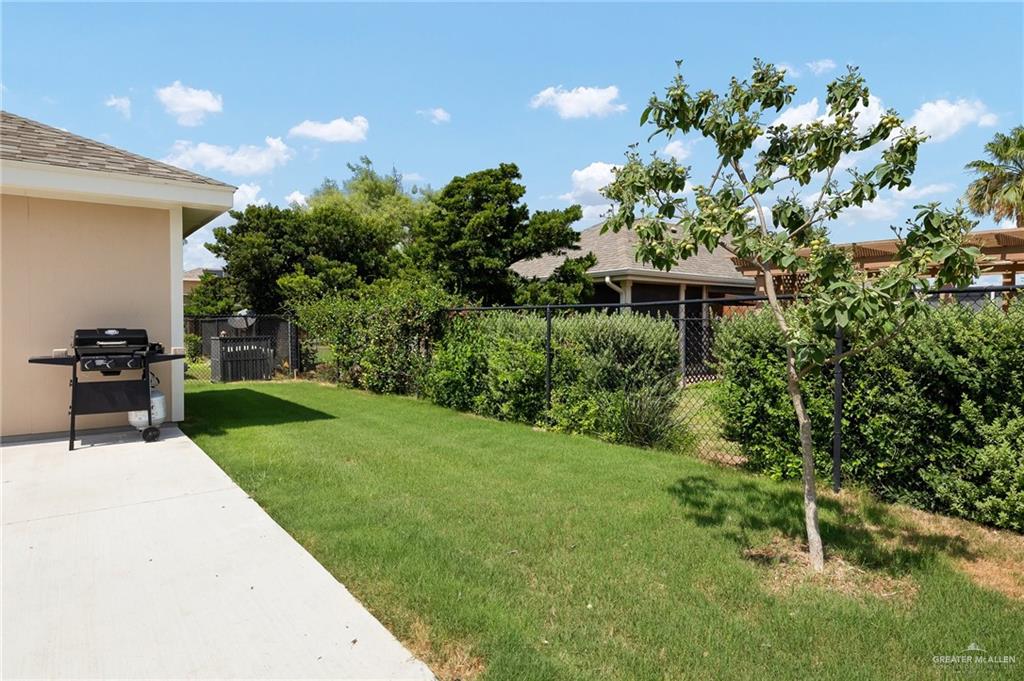 2203 Kingfisher Lane, Mission, Texas image 12