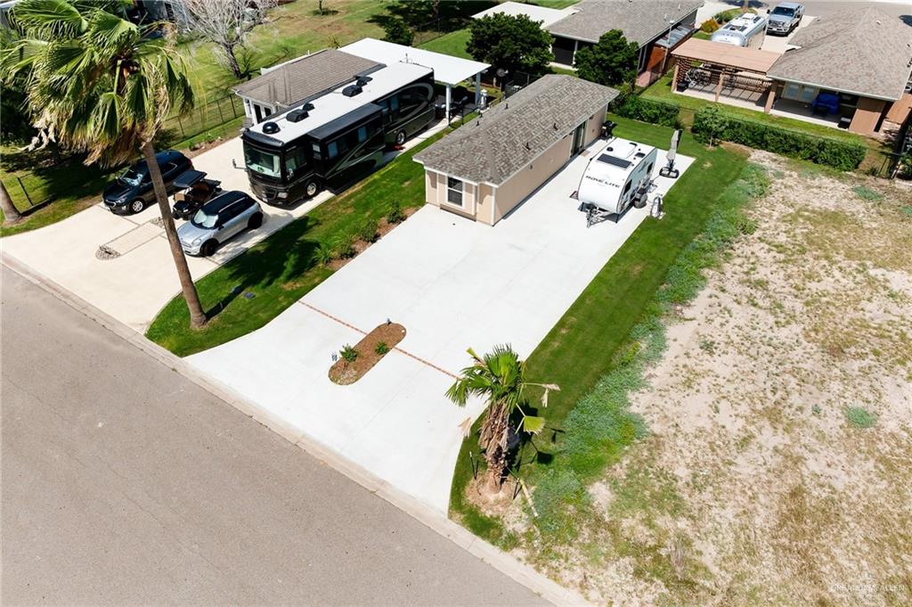 2203 Kingfisher Lane, Mission, Texas image 2