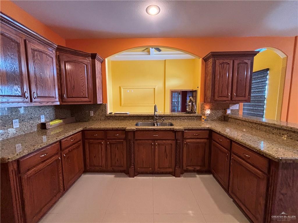 45 Zinnia Street, Rio Grande City, Texas image 6