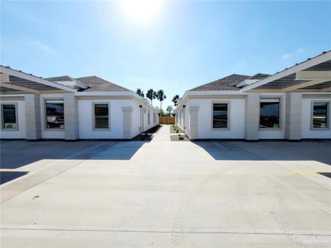 Apartment For Rent - 7106 N 56th Lane #2<br/> McAllen, TX 78573