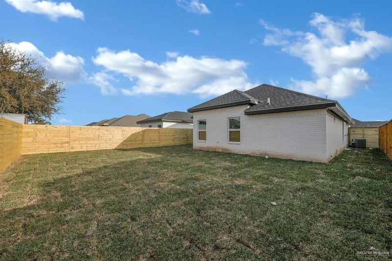 3333 E Mcgrady Street, Edinburg, Texas image 17