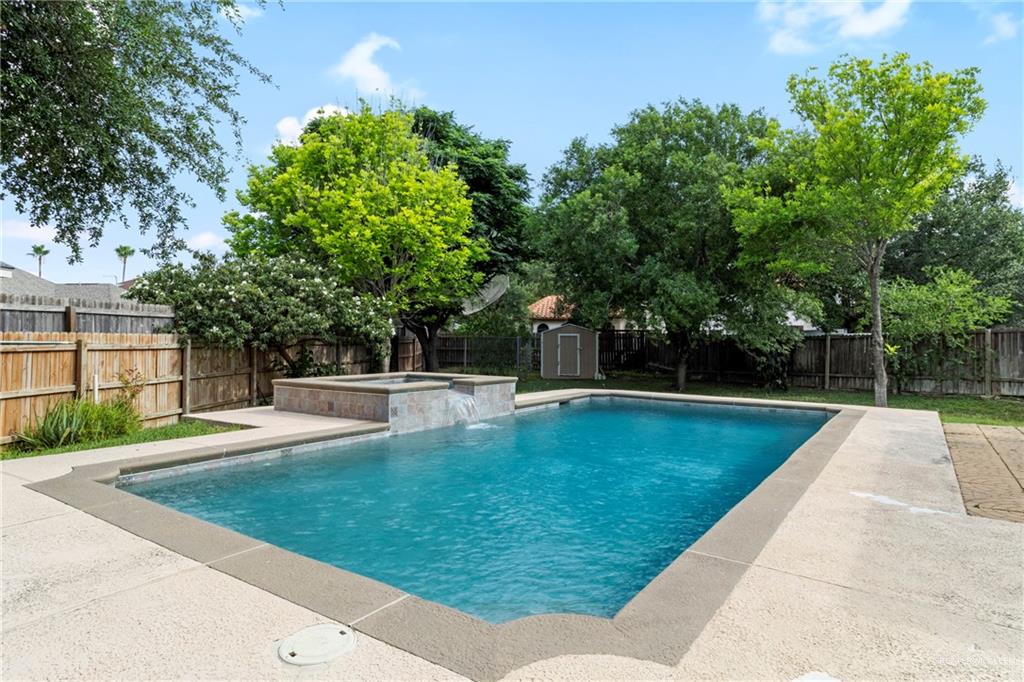 1411 Dons Drive, Mission, Texas image 18