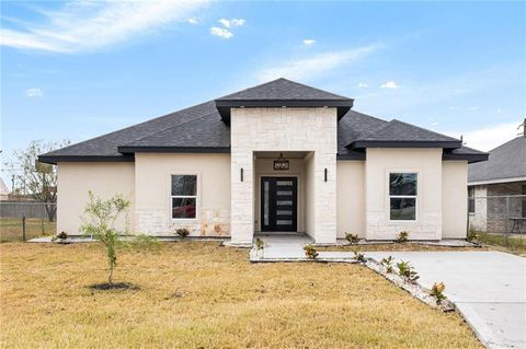 Photo of 712 E Ricky Crossland Ave, Elsa, TX 78543 (MLS # 494960)