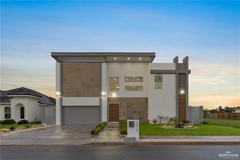 Photo of 2515 S 41st Lane, McAllen, TX 78503 (MLS # 496461)