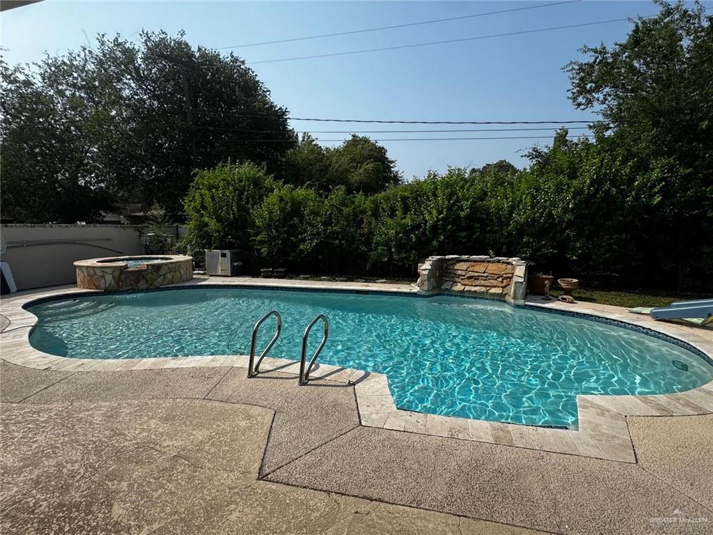 1108 Ash Drive, Weslaco, Texas image 24