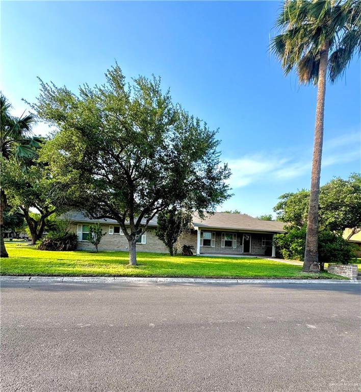 1108 Ash Drive, Weslaco, Texas image 2
