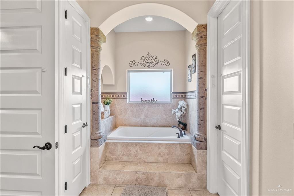 315 N 17th Street, Hidalgo, Texas image 26