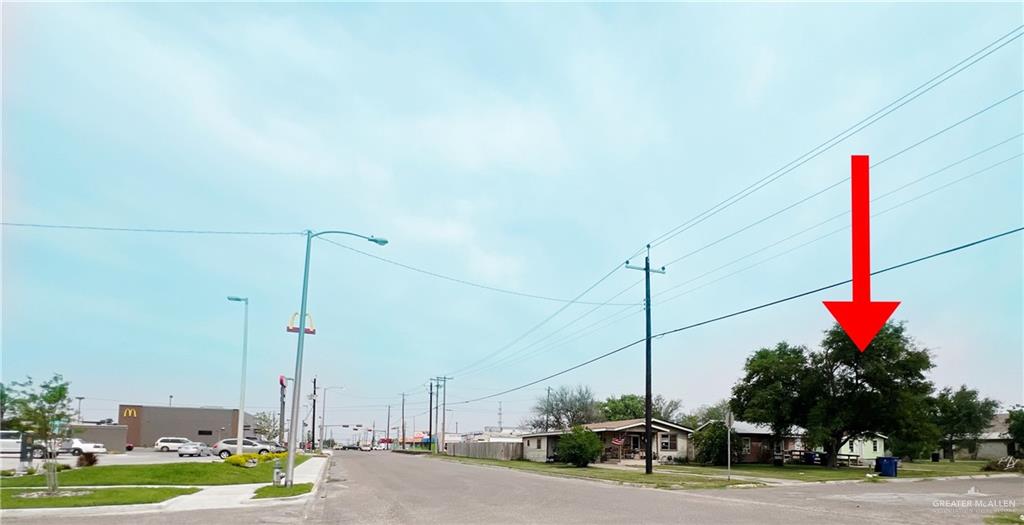 155 N Missouri Avenue, Mercedes, Texas image 2