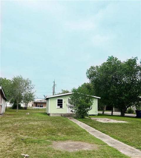 Homes For Sale - 155 N Missouri Avenue<br/> Hidalgo County, Mercedes, TX 78570