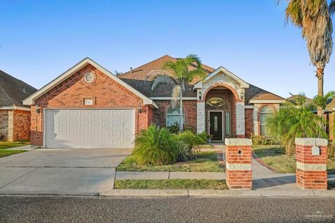 Apartment For Sale - 701 E Arapaho Avenue<br/> Pharr, TX 78577