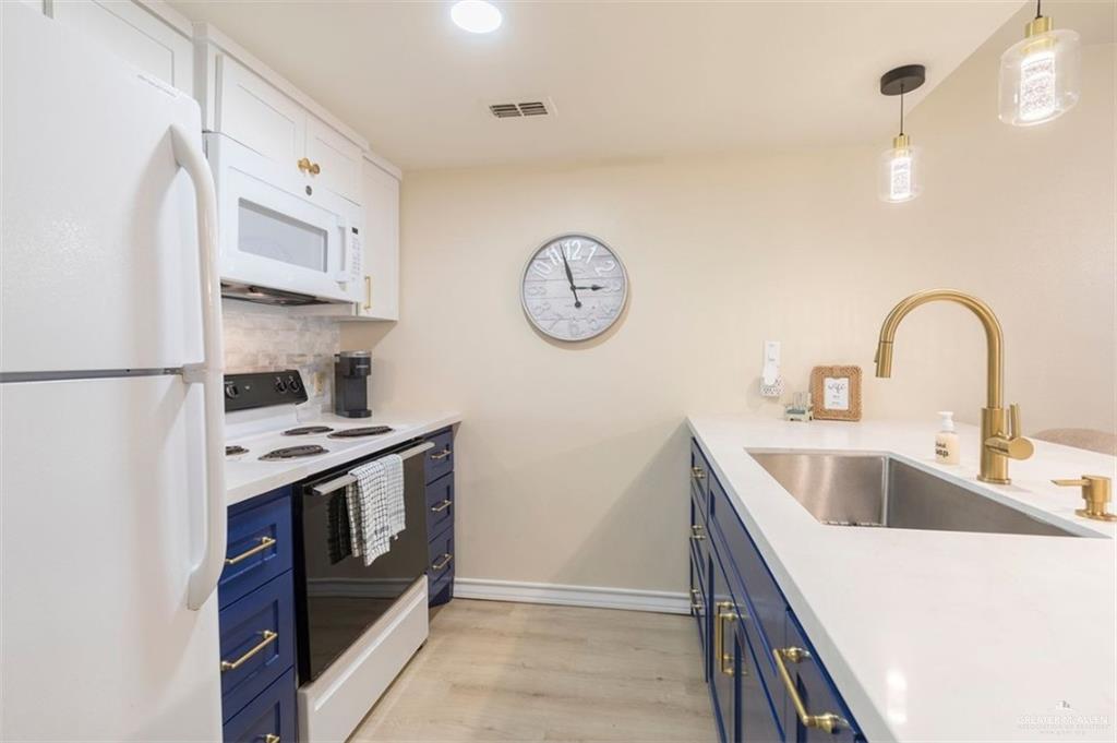 200 Padre Boulevard 202C