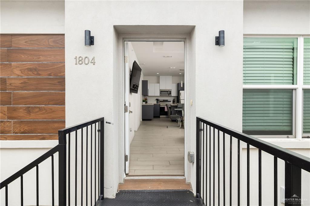 901 E Yuma Avenue 1804