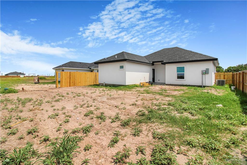 2025 Trinity Street, Donna, Texas image 4