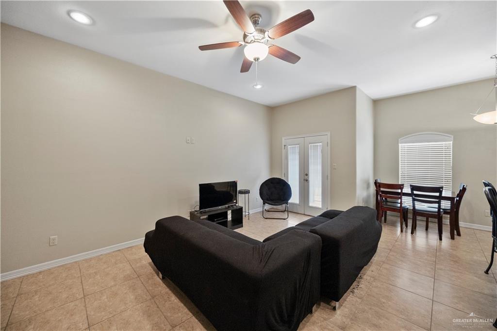 2715 Mimosa Street #9, Mission, Texas image 5