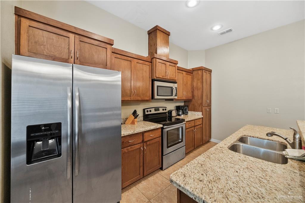 2715 Mimosa Street #9, Mission, Texas image 8