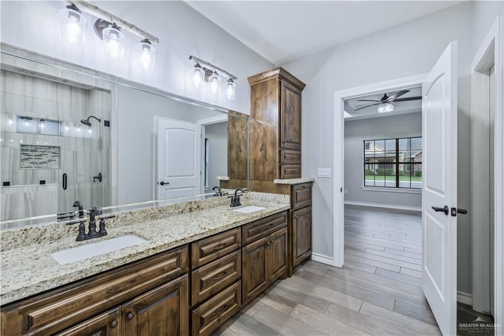 612 Spruce Street, Rio Grande City, Texas image 6