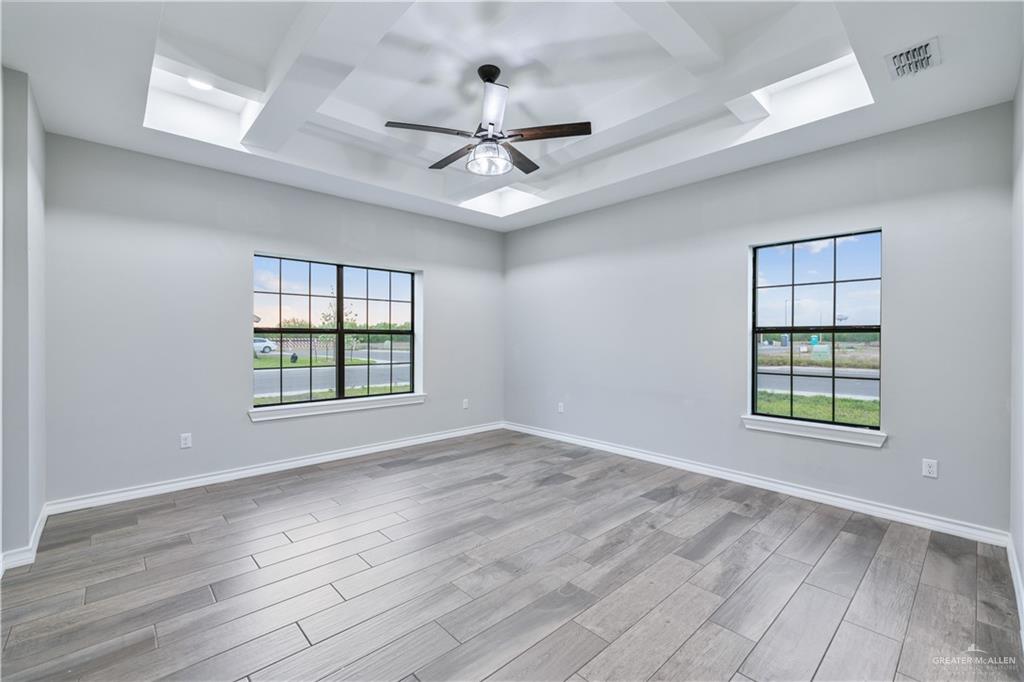 612 Spruce Street, Rio Grande City, Texas image 4