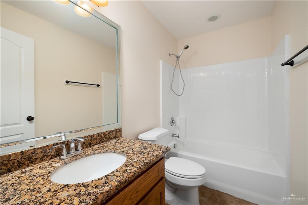 2002 Butkus Drive, Edinburg, Texas image 11