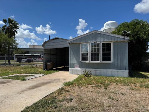 Mobile Home For Rent - 1611 Orange Street<br/> Edinburg, TX 78539