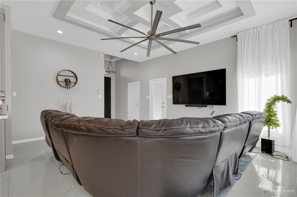 2000 Providence Avenue, McAllen, Texas image 4