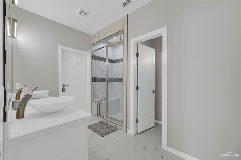 2000 Providence Avenue, McAllen, Texas image 11